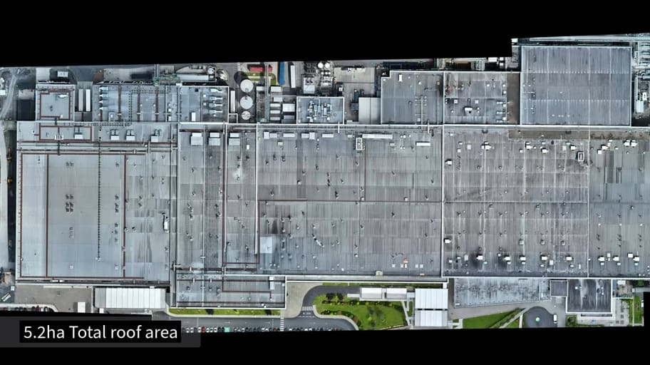 An orthophoto overview of the 5.2-hectare commercial roof area