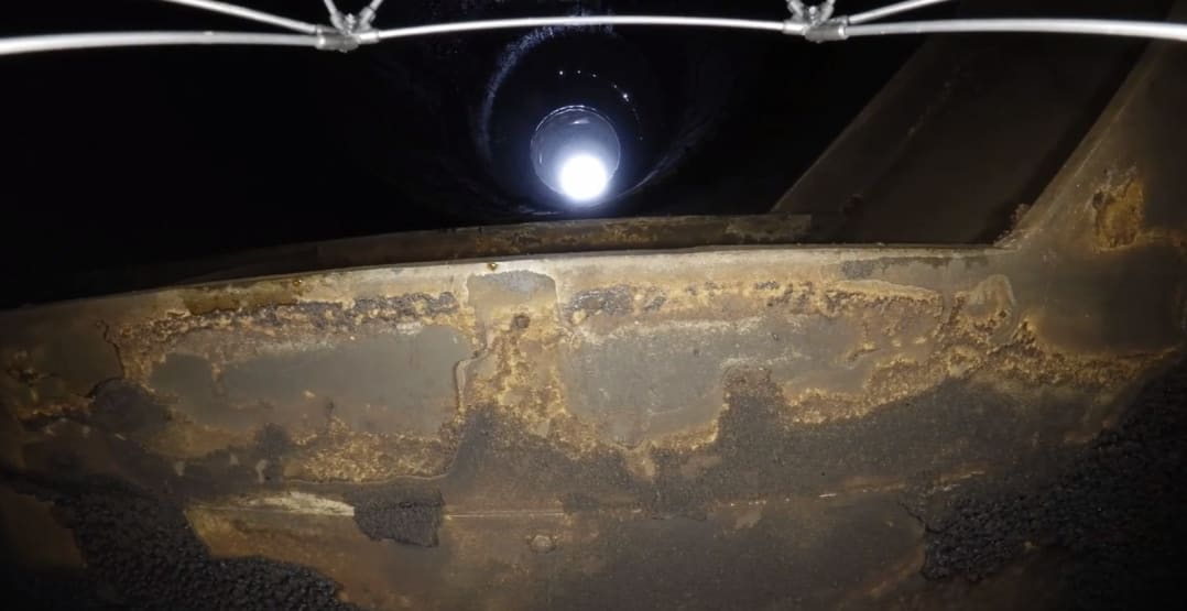 Load-bearing I-beam structure in good condition